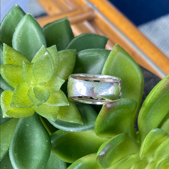 Sterling Silver Scroll Ring - Picture 4 of 6